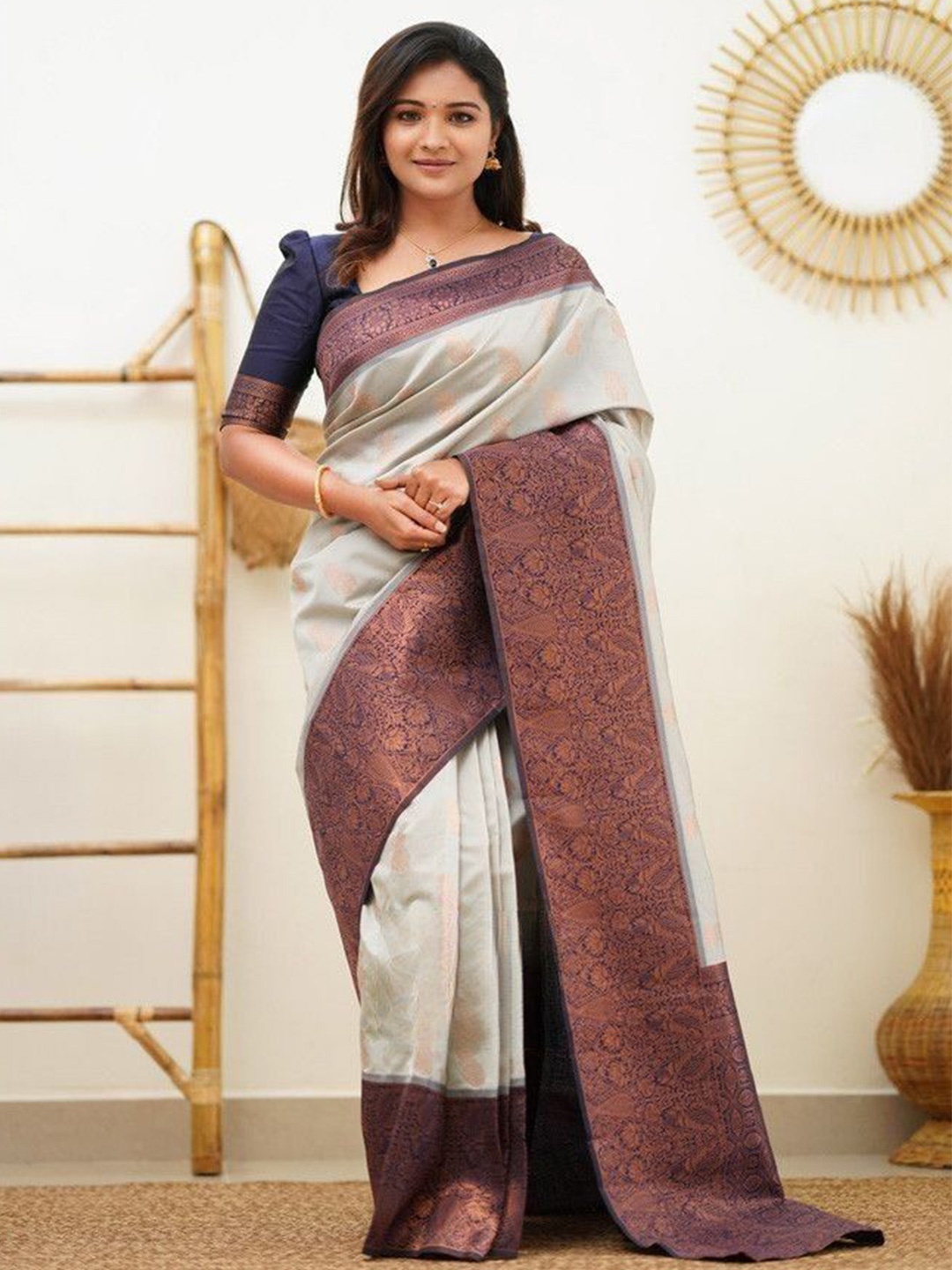 

Jinax Ethnic Motifs Zari Pure Silk Banarasi Saree, Grey