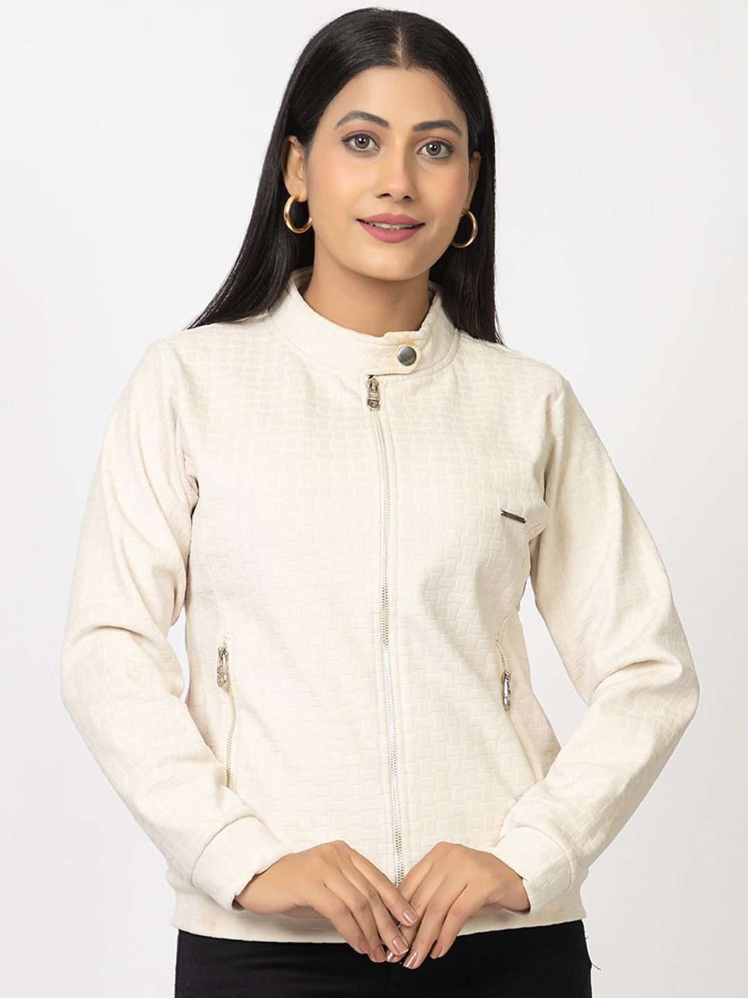 

Navsha Women Sweatshirt, Off white