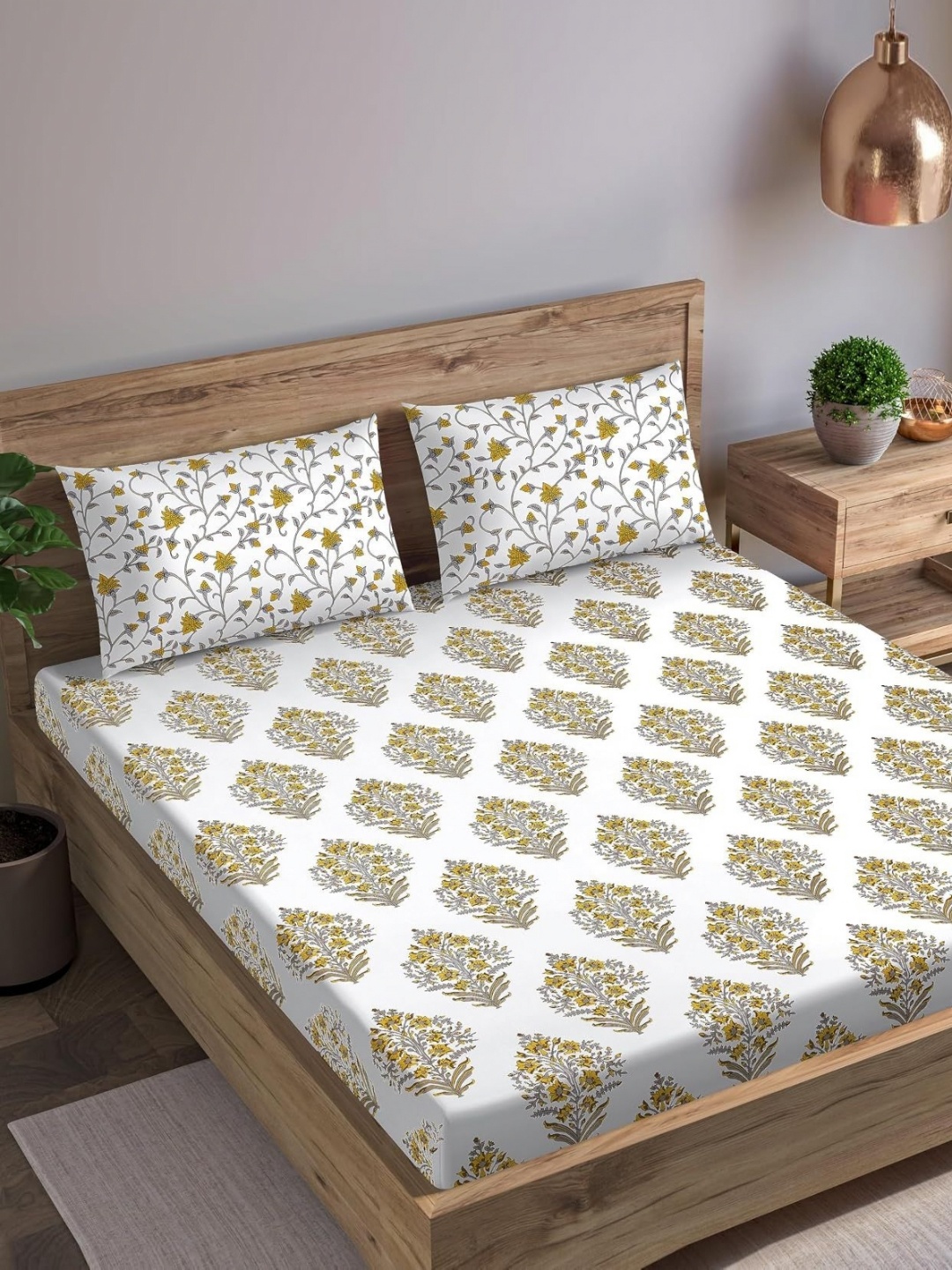 

Trance Home Linen Yellow & White Ethnic Motifs 180 TC Single Bedsheet with 1 Pillow Covers