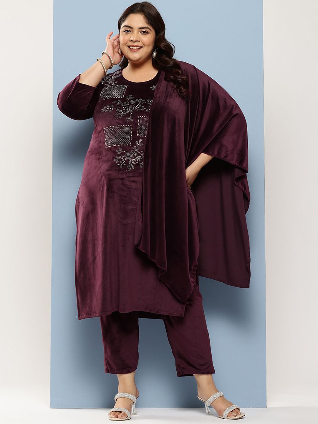 

BAESD Women Regular Velvet Kurta with Trousers & With Dupatta, Burgundy