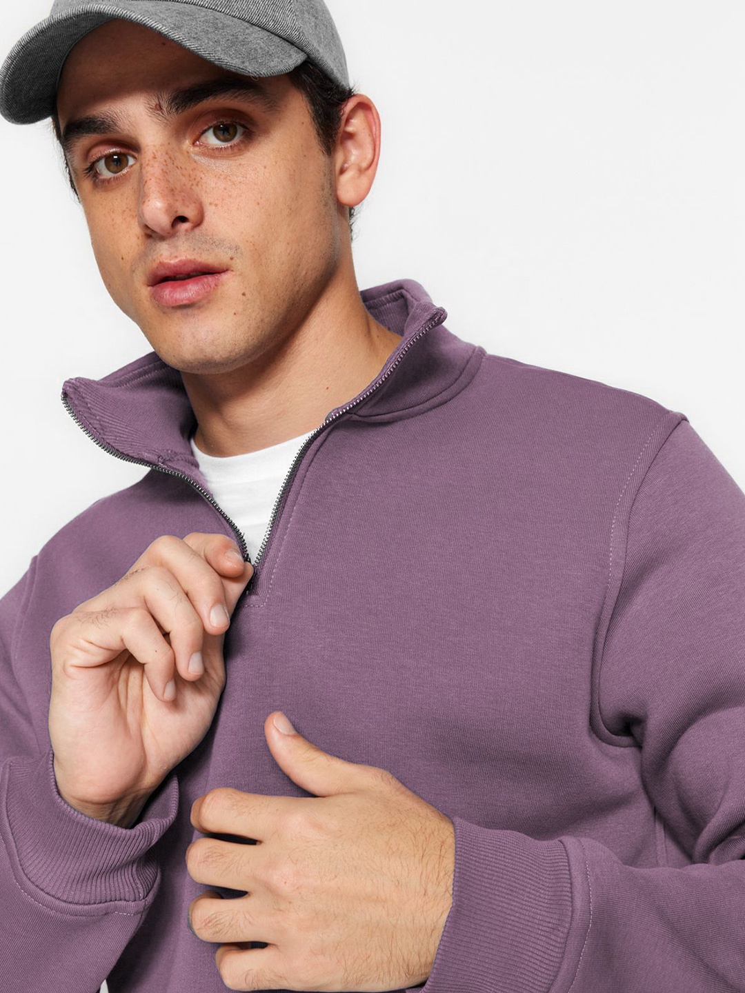 

Trendyol Men Sweatshirt, Na