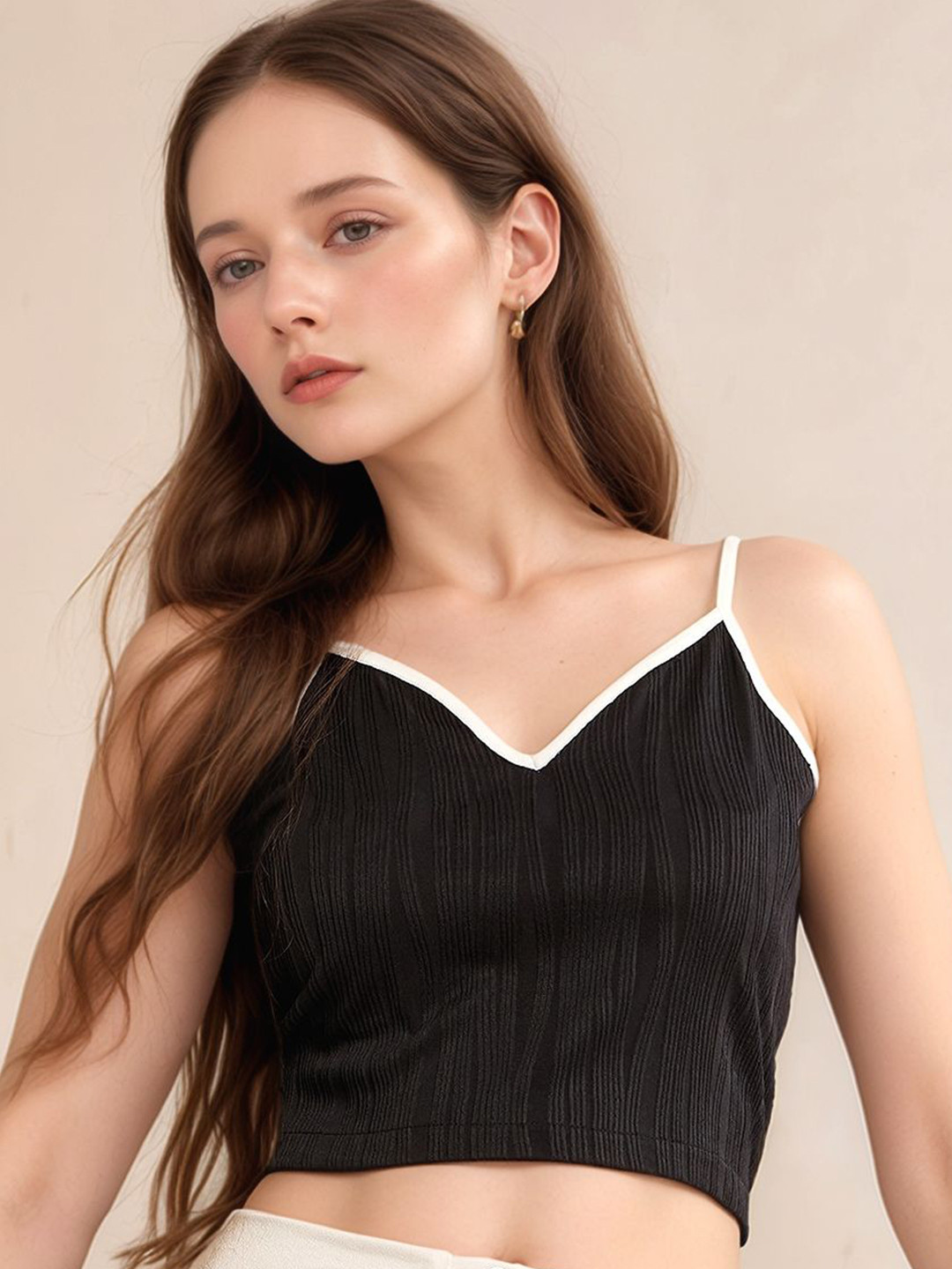 

ZYNG Tank Crop Top, Black