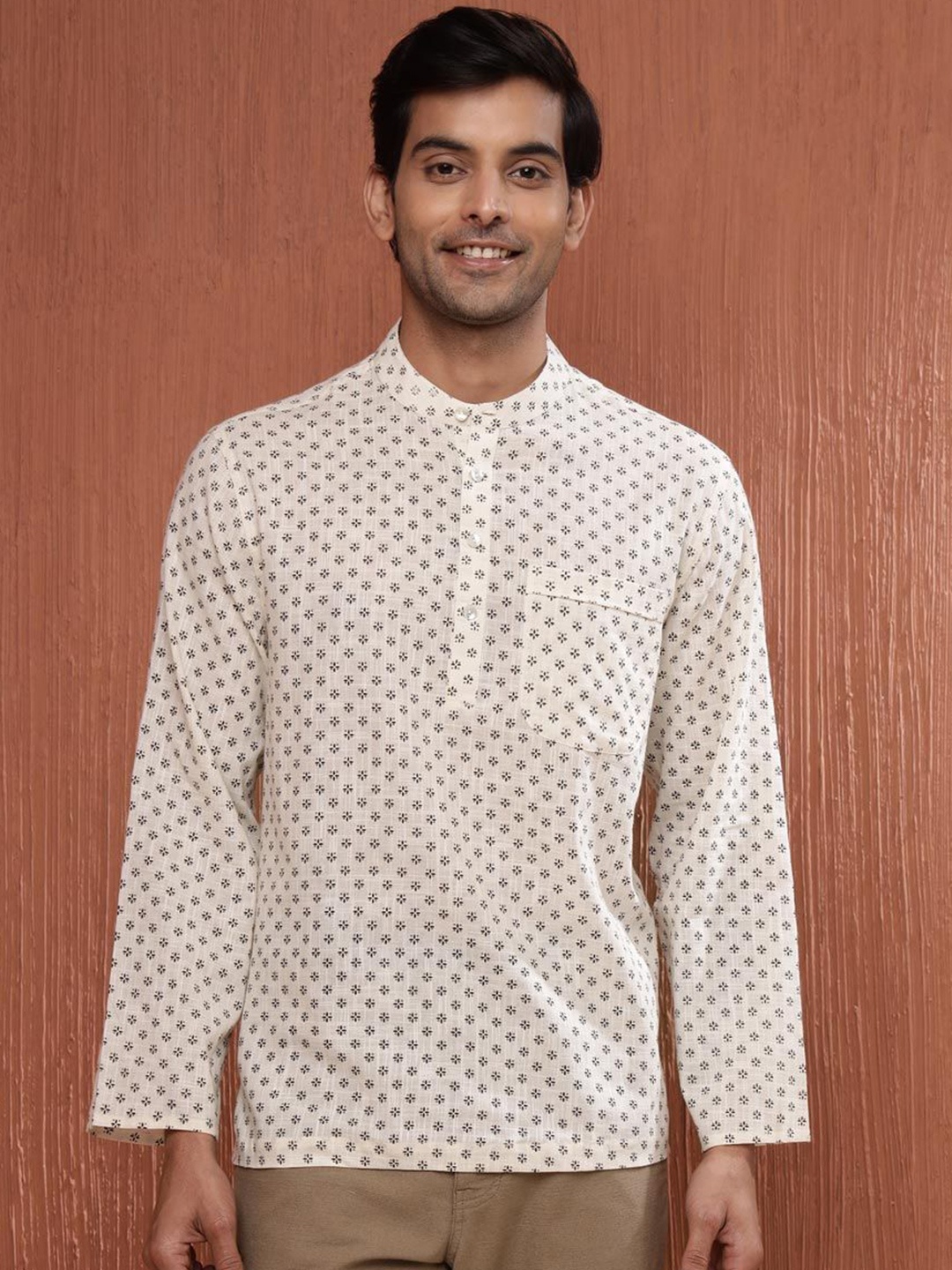 

Fabindia Men Opaque Printed Casual Shirt, Off white