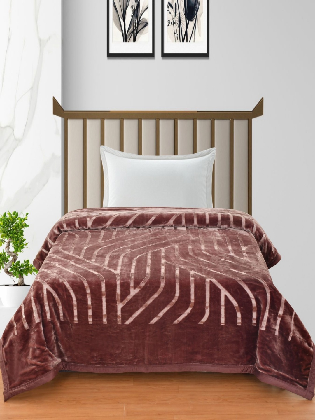 

Florida Burgundy & White Mink Single Bed Blanket