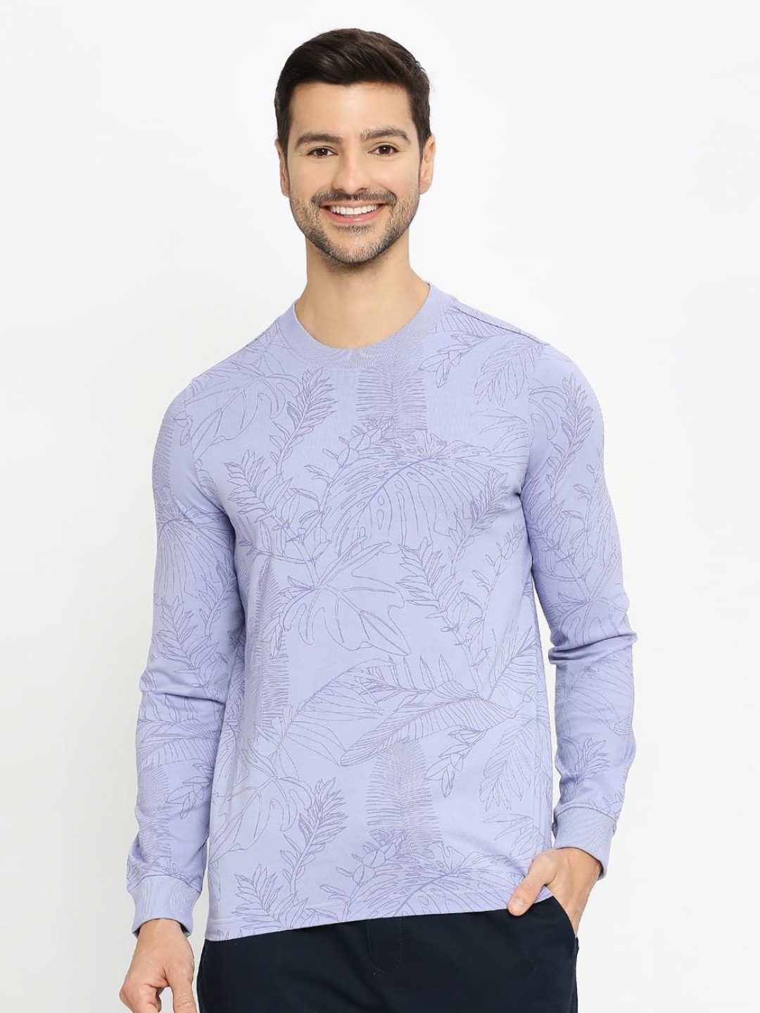 

Basics Men Printed Pockets Slim Fit T-shirt, Purple