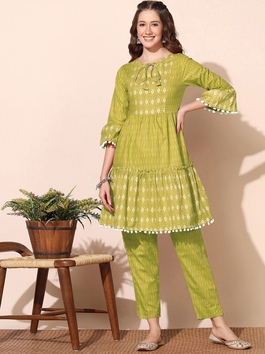 

FASHION DREAM Women Printed Regular Kurta with Trousers, Olive