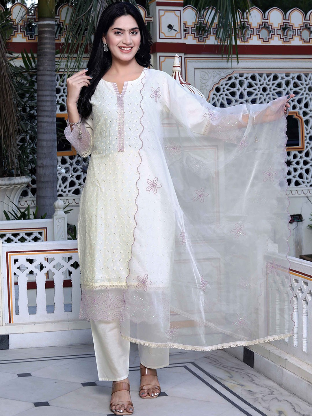 

MIRAVAN Women Embroidered Regular Sequinned Kurta with Palazzos & With Dupatta, Purple