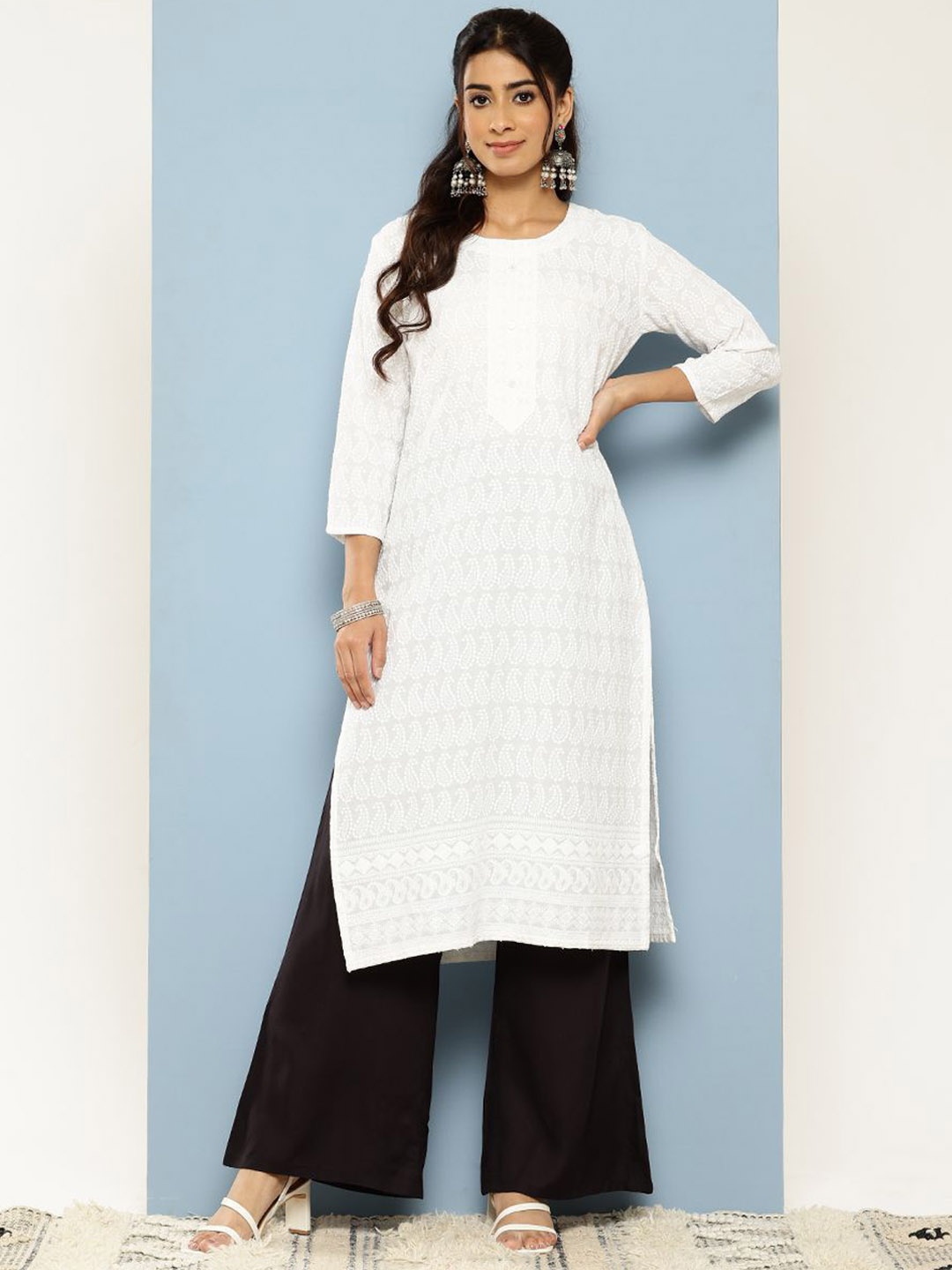 

BAESD Women Thread Work Kurta, White