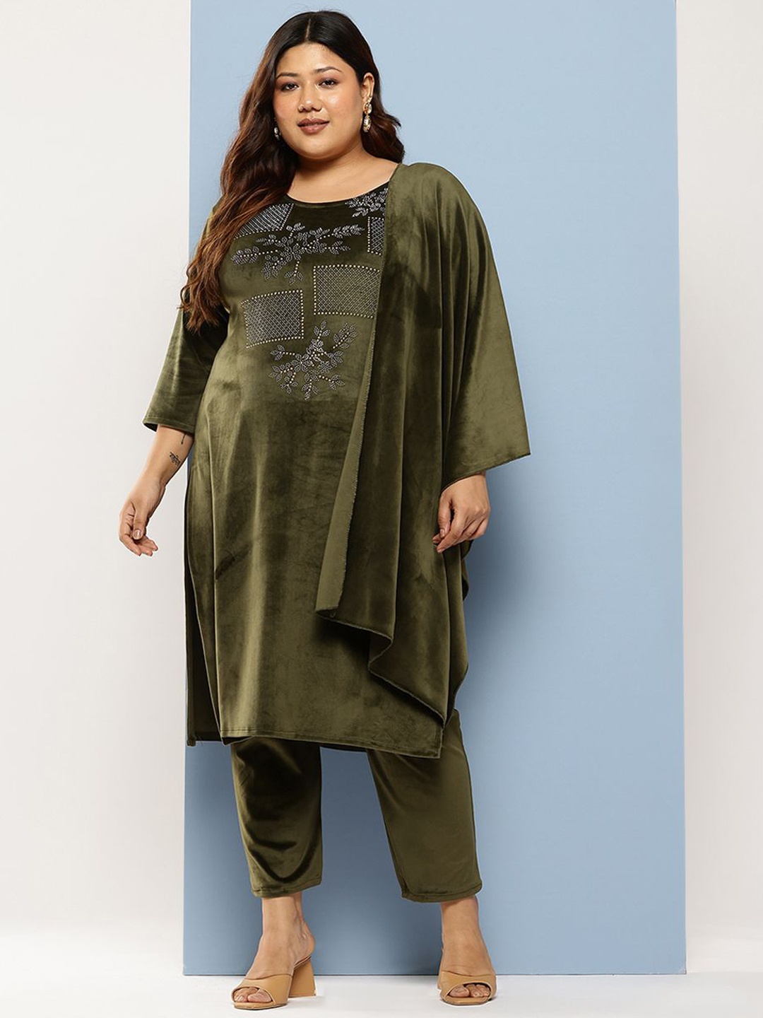

BAESD Women Regular Beads and Stones Velvet Kurta with Trousers & With Dupatta, Olive