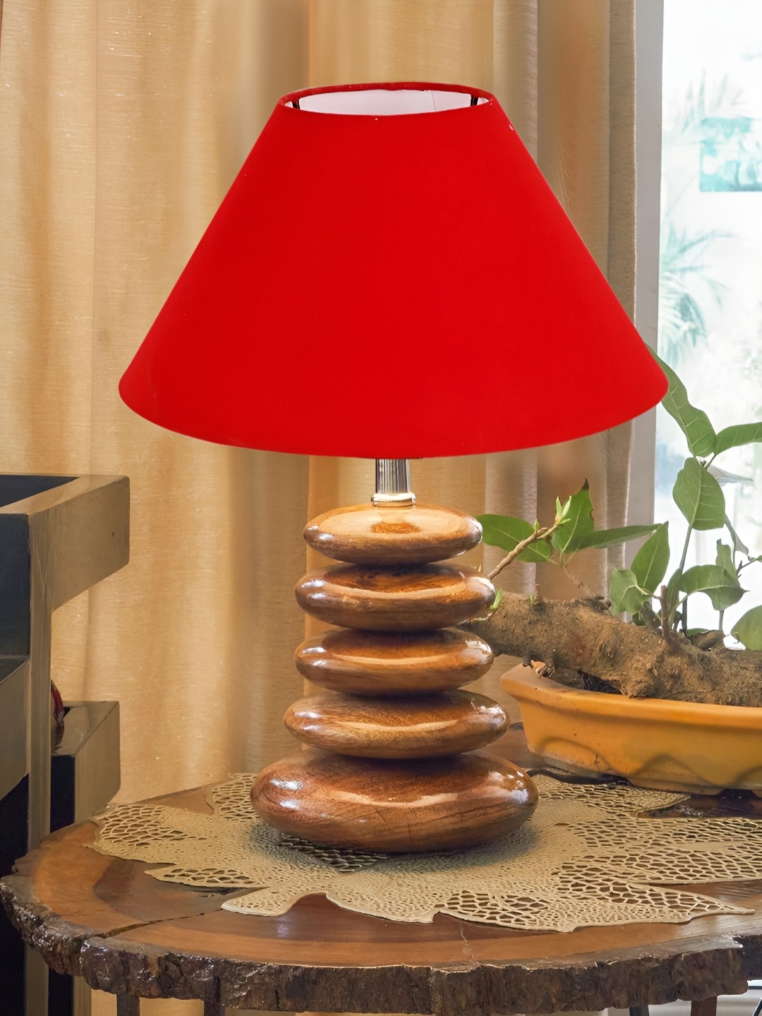 

Devansh Red Wood Frusturical Shaped Table Lamp