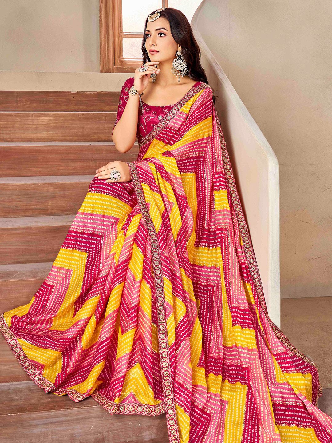 

Saree mall Bandhani Embroidered Poly Chiffon Bandhani Sarees, Pink