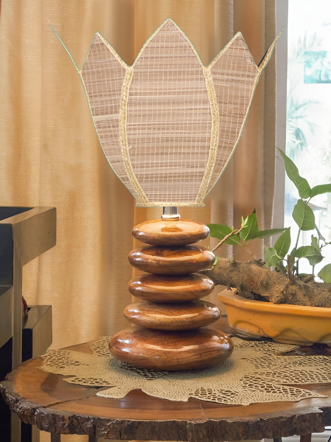 

Devansh Beige Wood Abstract Shaped Table Lamp