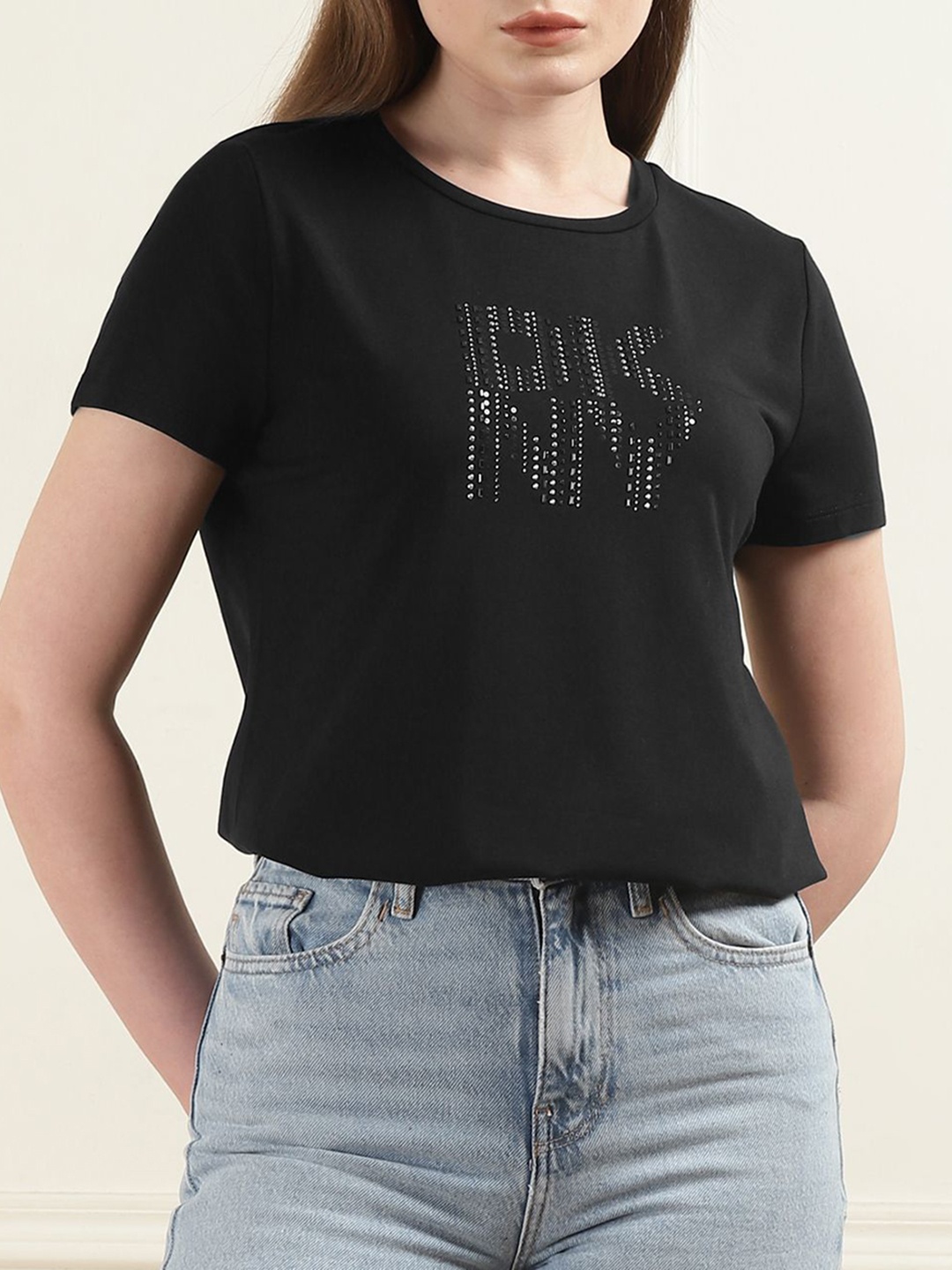 

DKNY Women Typography Printed T-shirt, Black