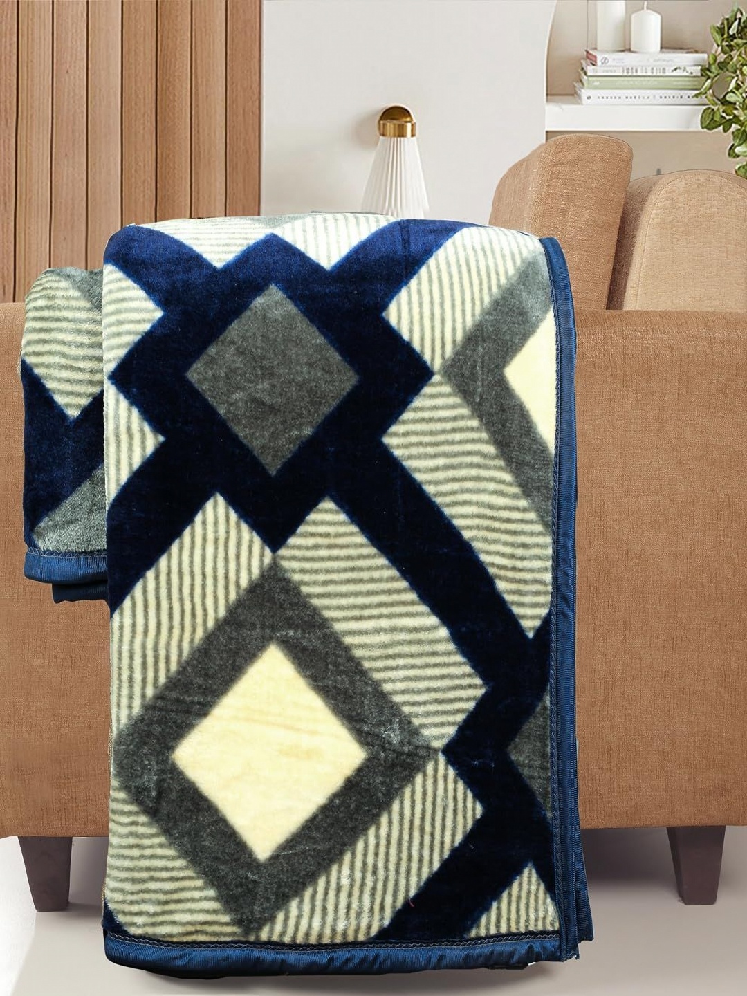 

bsb home Blue & Grey Mink Mild Winter 300 GSM Single Bed Blanket