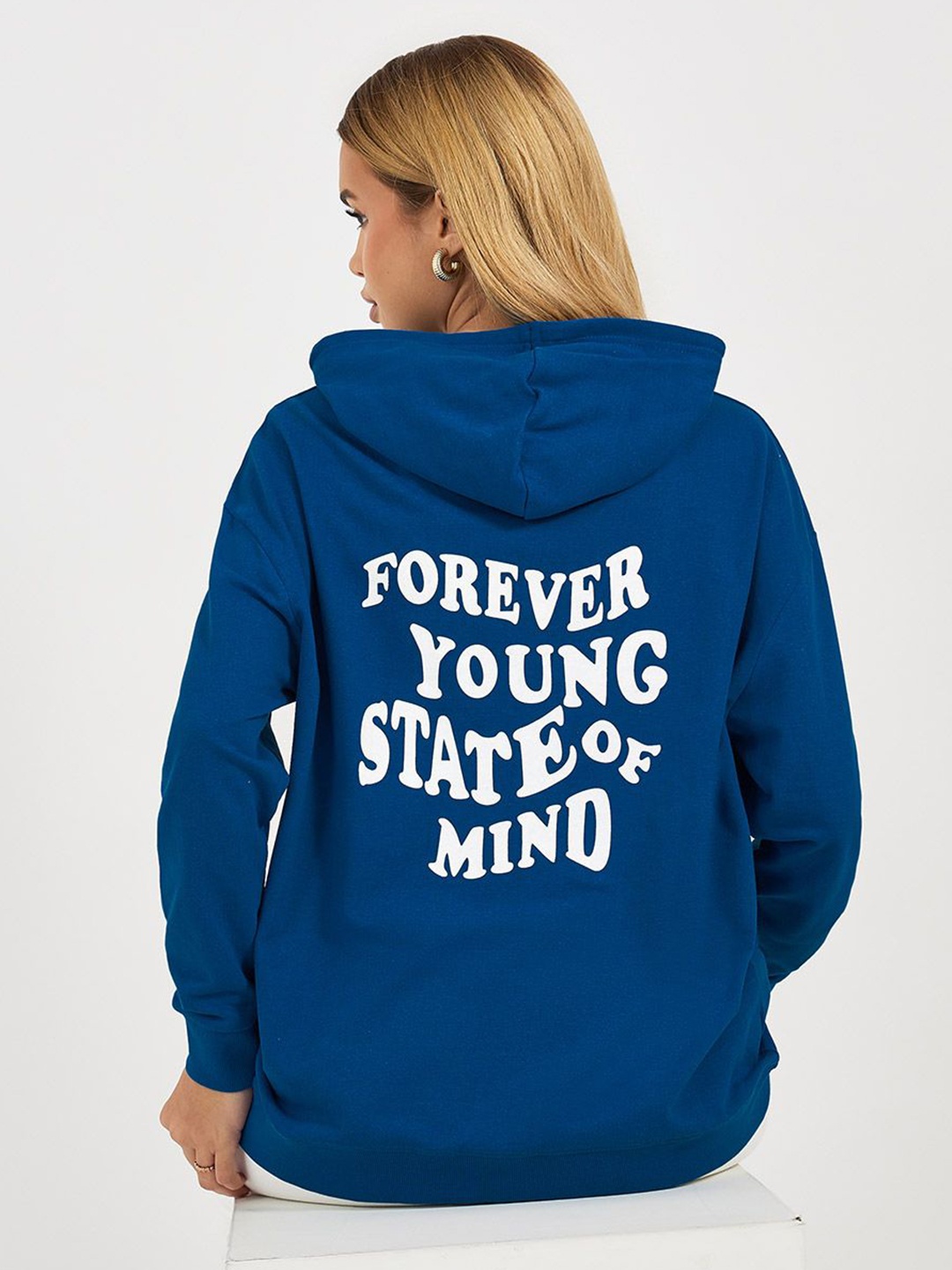 

Styli Typography Printed Hooded Longline Sweatshirt, Blue