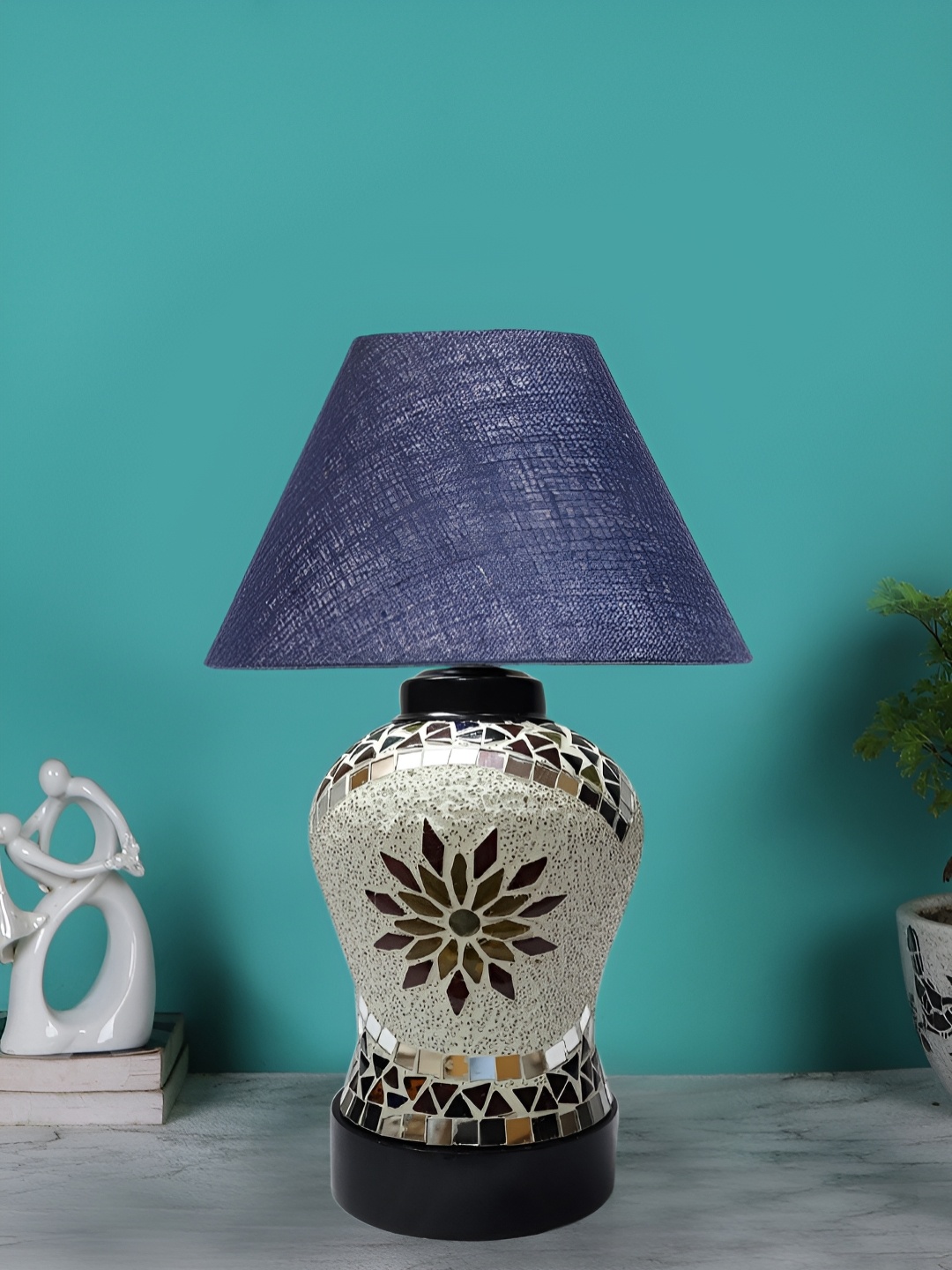 

Devansh Blue Glass Traditional Frusturical Shaped Table Lamp