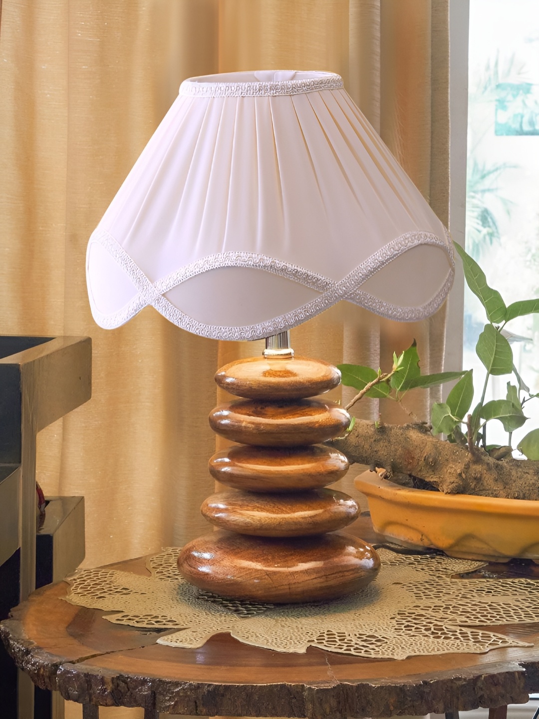 

Devansh Off White Wood Traditional Abstract Shaped Table Lamp