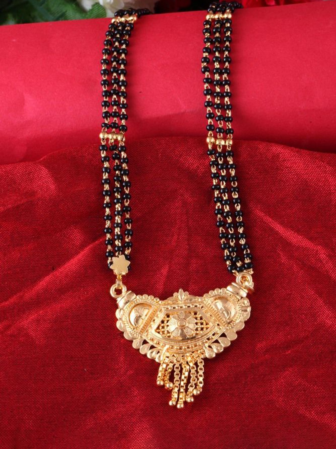

DIVASTRI One Gram Gold-Plated Beaded Mangalsutra