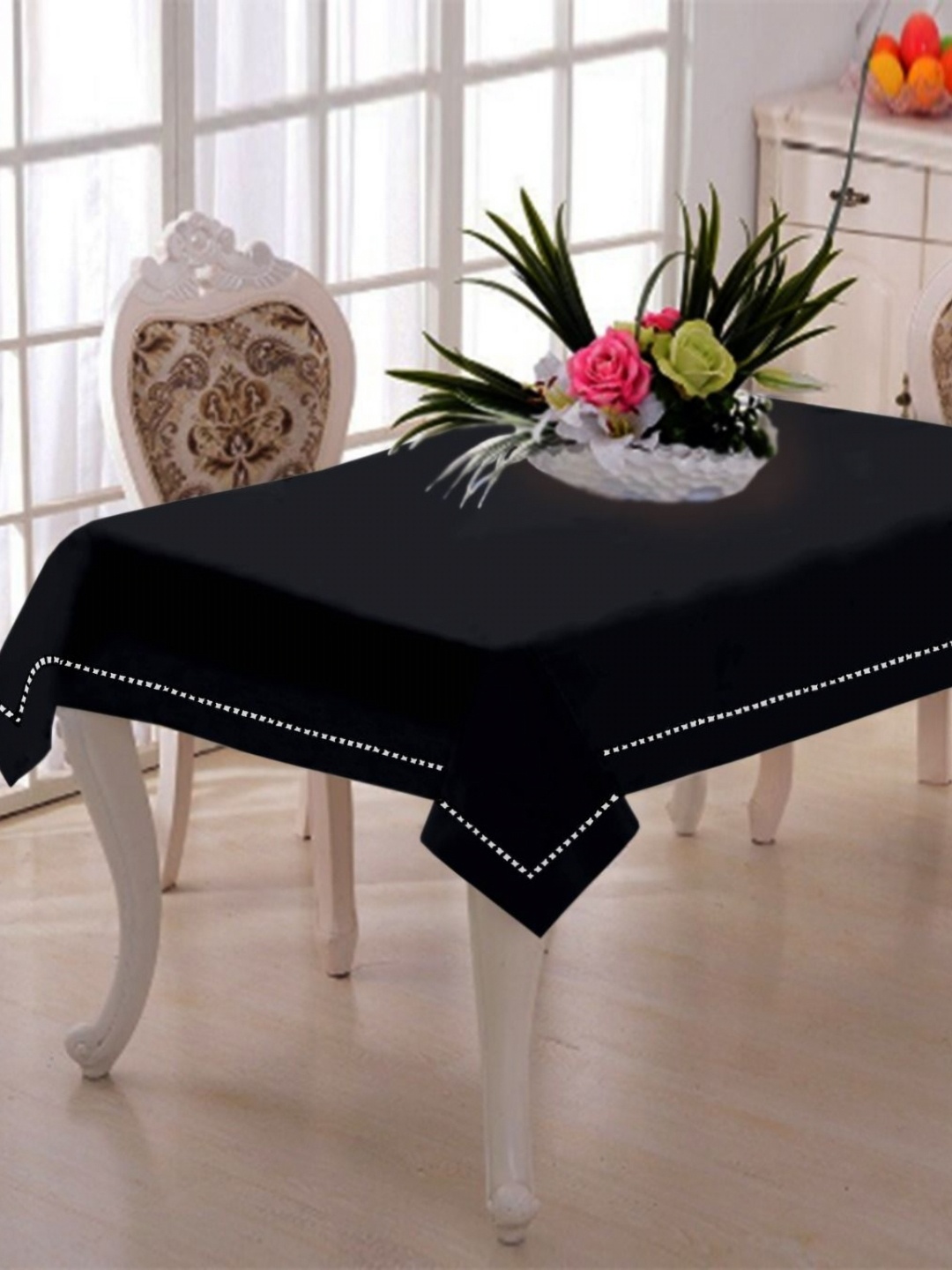 

Lushomes Black Cotton 6-Seater Table Cover