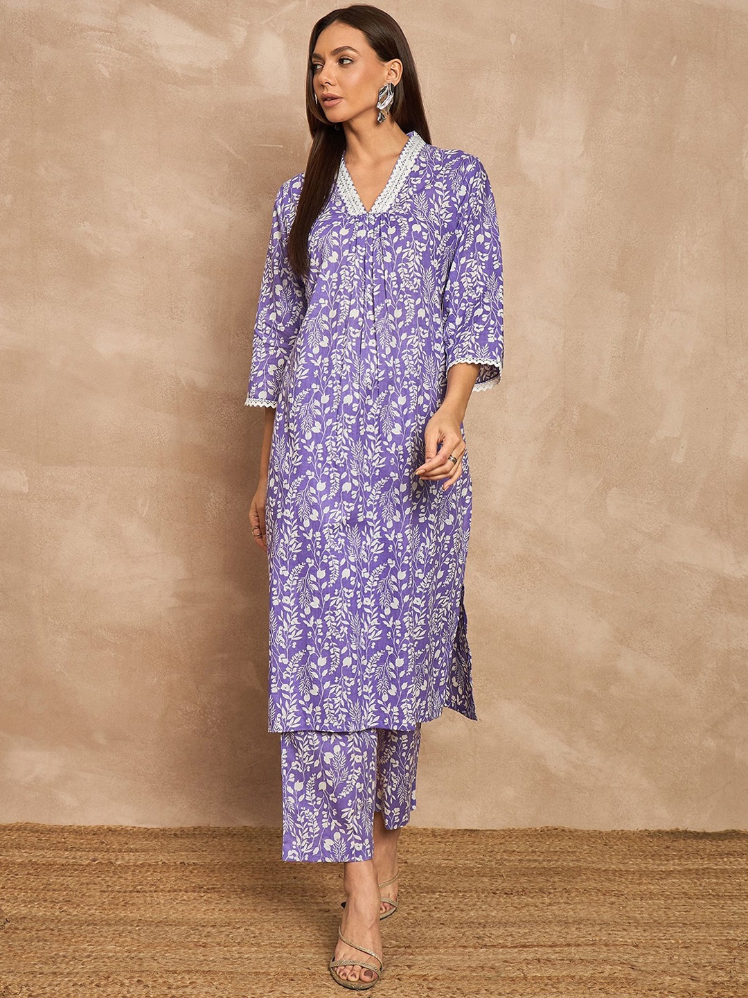 

all about you Women Floral Printed Regular Pure Cotton Kurta with Trousers, Purple