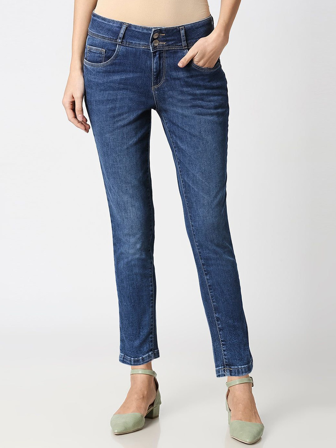 

Kraus Jeans Women Bootcut Fit High-Rise Light Fade Jeans, Blue