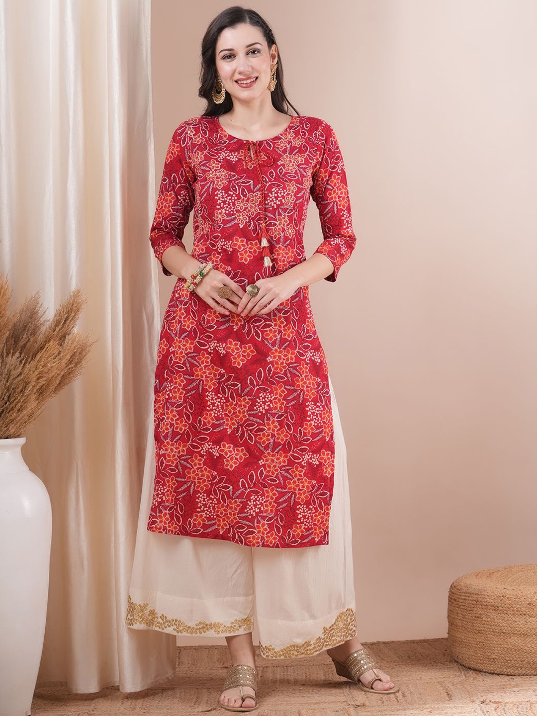 

FASHOR Women Floral Printed Straight Fit Kurta, Red
