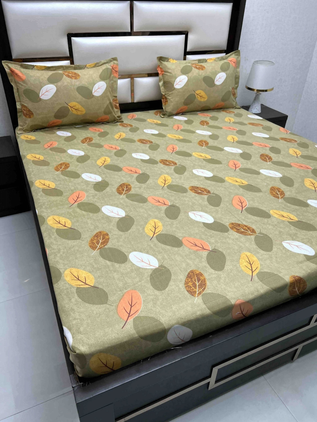 

Pure Decor Green & Yellow Floral 200 TC Queen Bedsheet & 2 Pillow Covers 2.25 m x 2.56 m