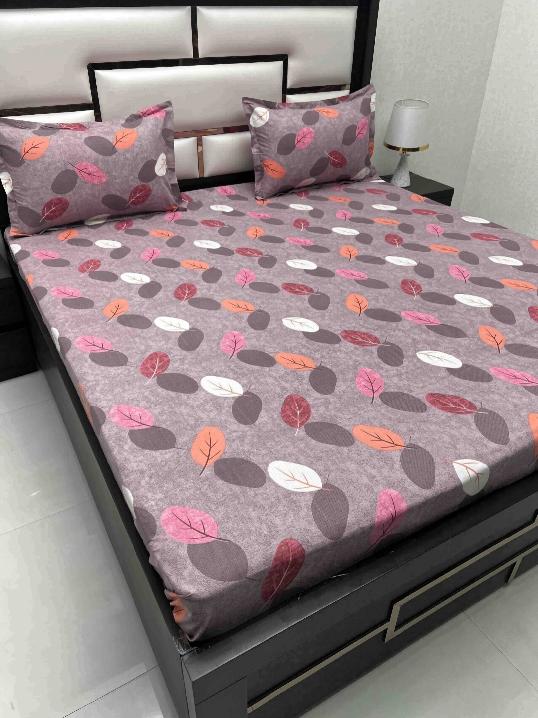 

Pure Decor Purple & Pink Floral Pure Cotton 240 TC Queen Bedsheet Set 2.26 m x 2.56 m