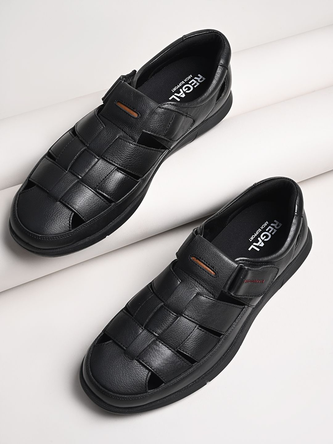 

Regal Men Leather Fisherman Sandals, Black