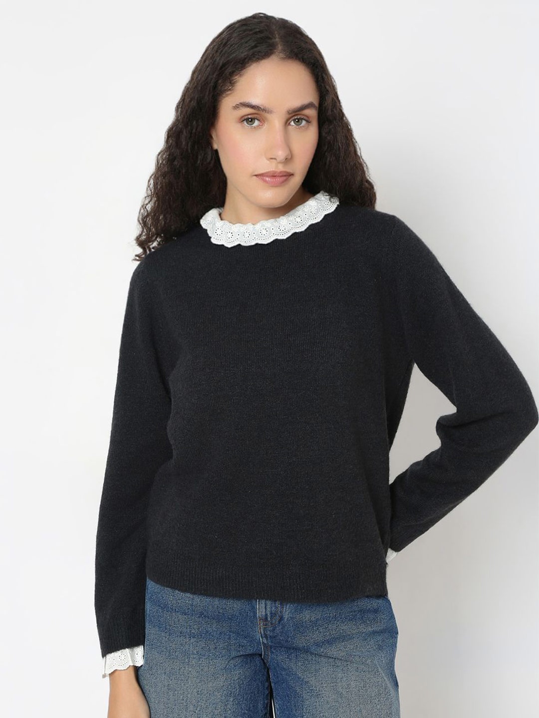 

Vero Moda Women Round Neck Long Sleeves Pullover, Black