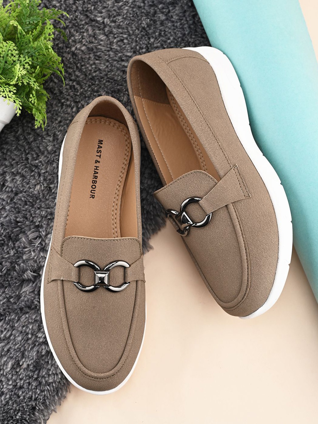 

Mast & Harbour Women Suede Loafers, Cream