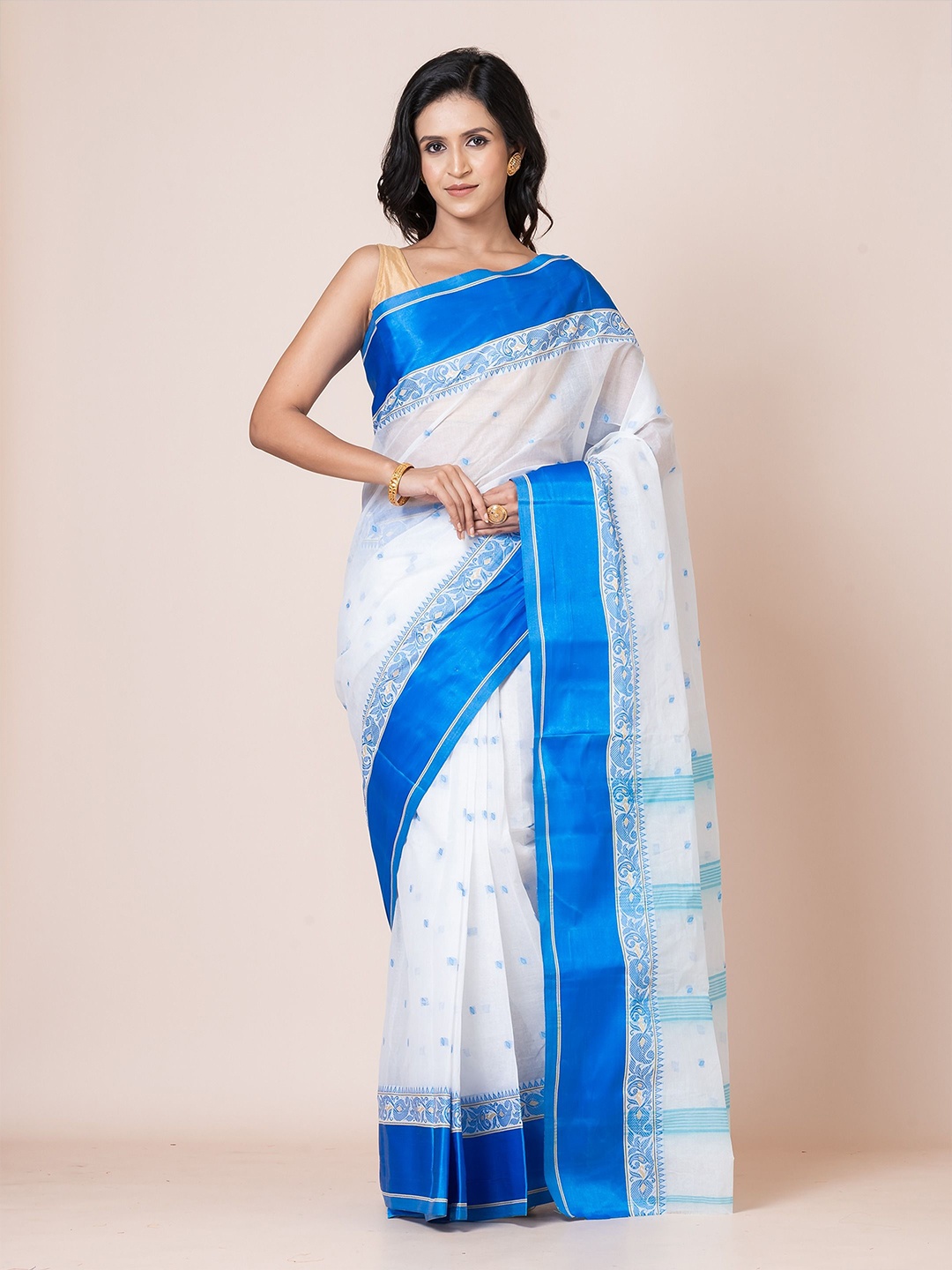 

PUKU Ethnic Motifs Woven Design Pure Cotton Taant Saree, White