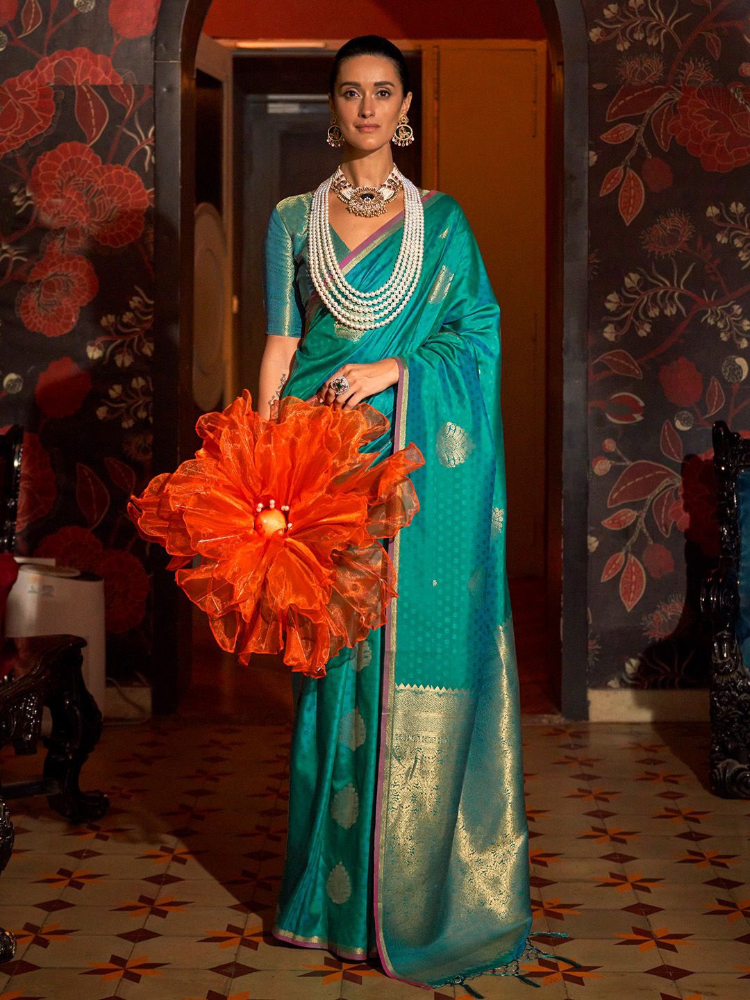 

Ishin Woven Design Zari Saree With Blouse Piece, Sea green