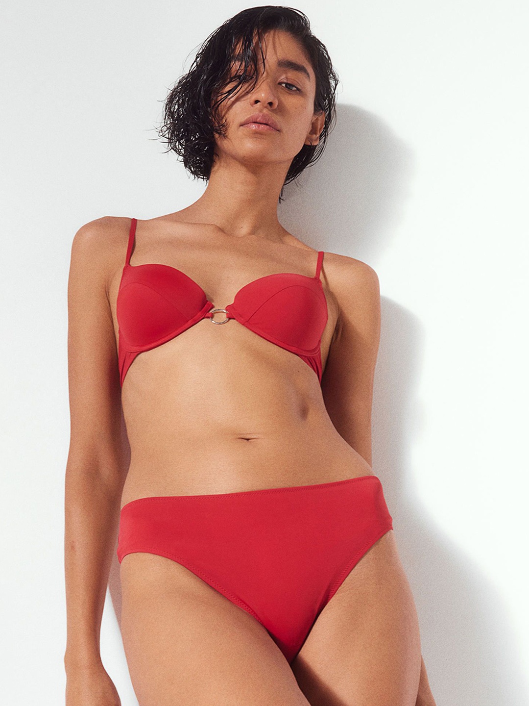 

H&M Women High Rise Bikini Bottom, Red