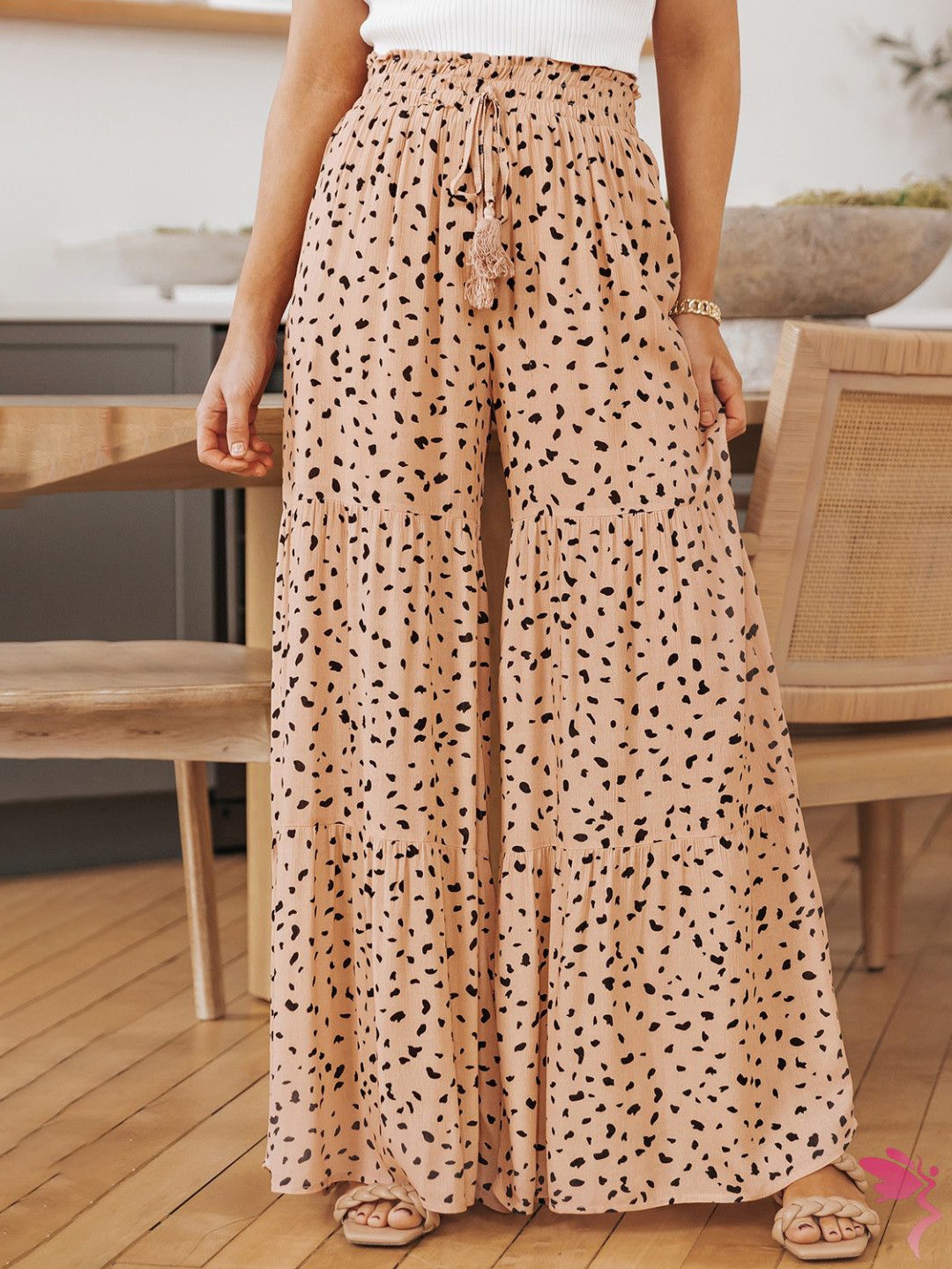 

StyleCast Women Abstract Printed Pleated Trousers, Orange