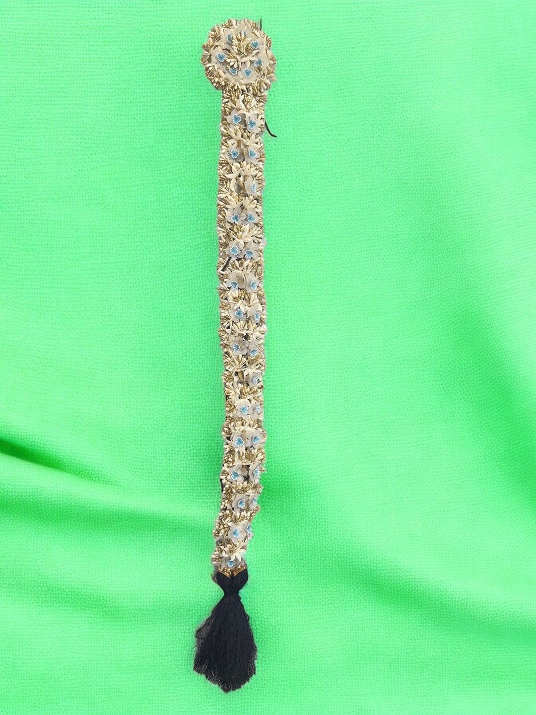 

Krelin Women Bharatanatyam Savaram & Kunjalam Kemp Ready Jada Set, Beige