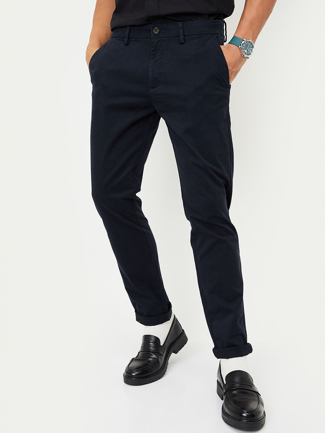 

max Men Regular Fit Mid-Rise Chinos Trousers, Navy blue