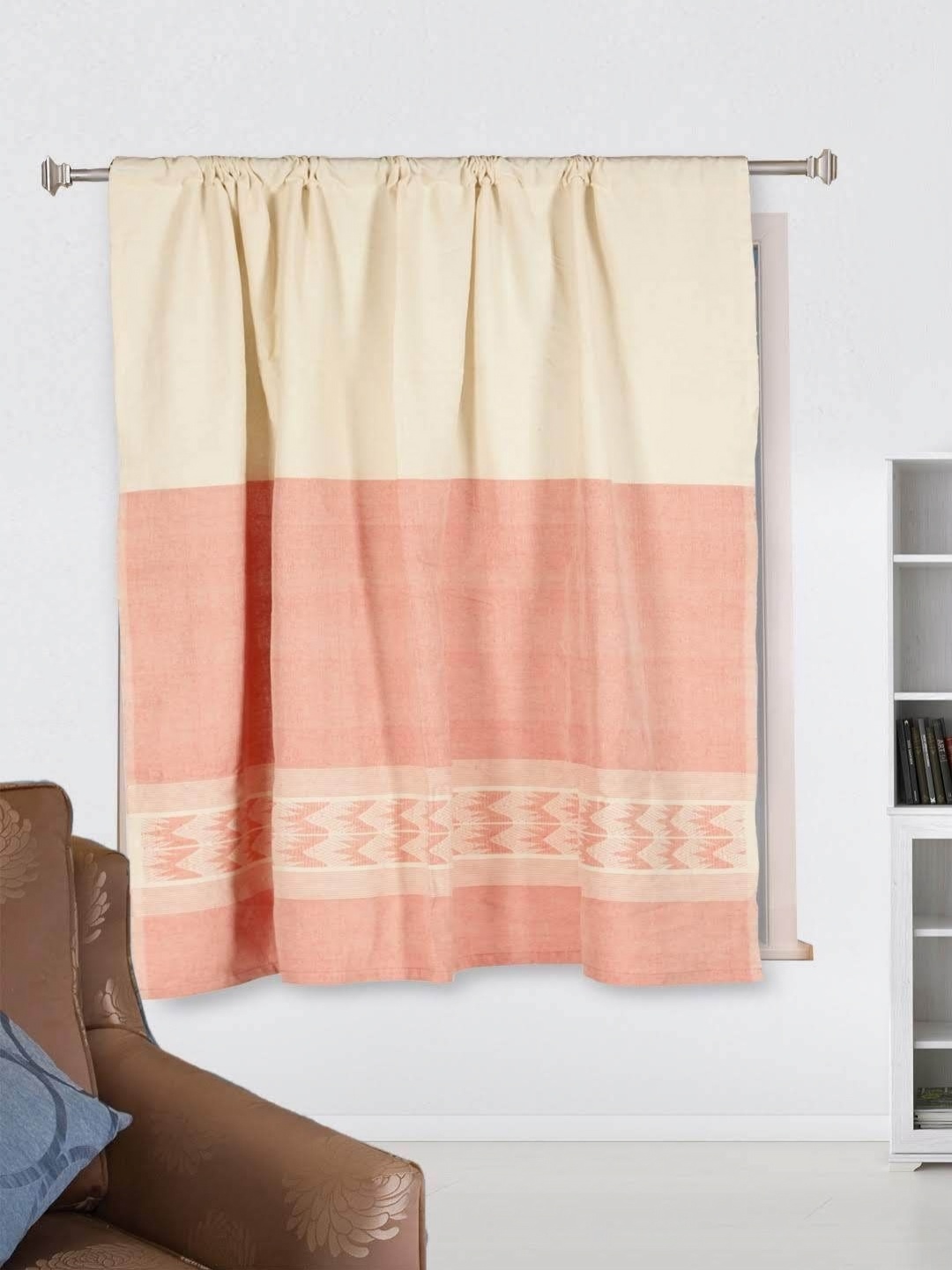 

ArtEastri Pink & Cream-Coloured Window