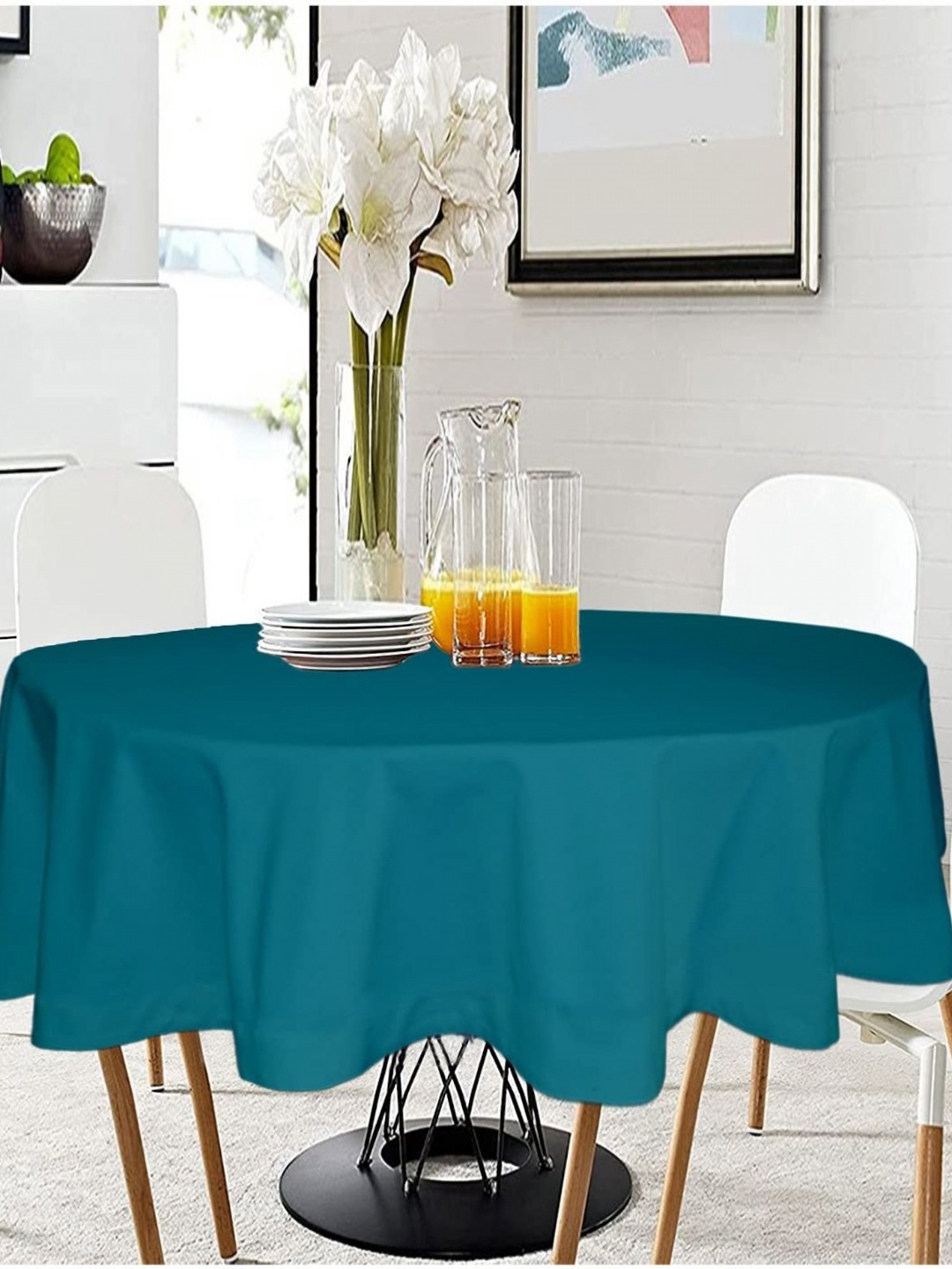 

Lushomes Blue Cotton Round 2-Seater Table Cover