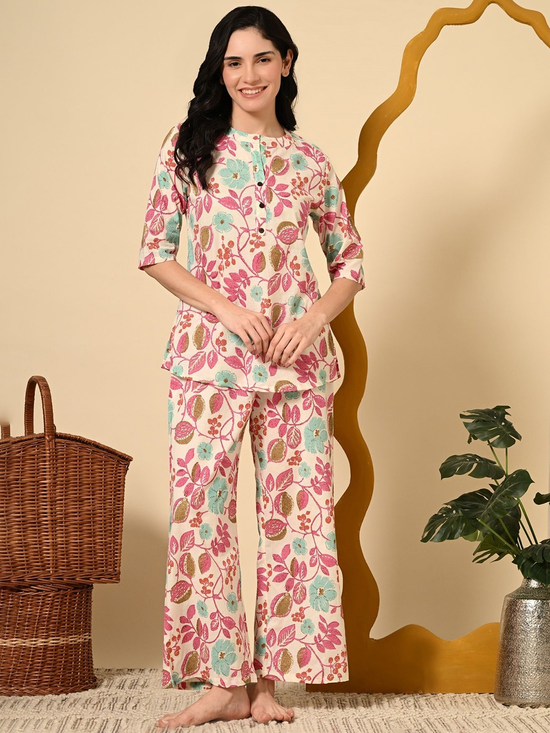 

RAJPUTANA CAMISA Women Floral Printed Night suit, Cream