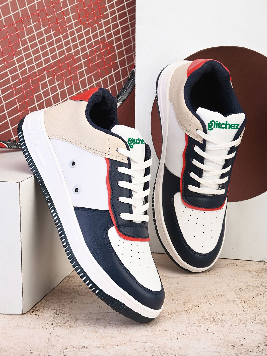 

glitchez Men Colourblocked Sneakers, White