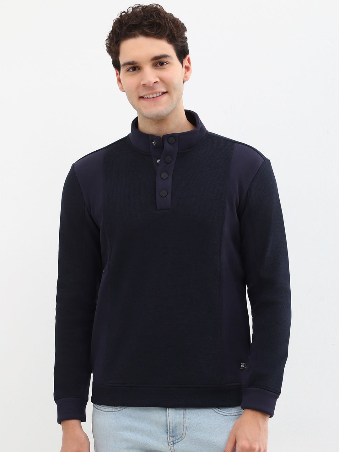 

Allen Solly Men High Neck Colourblocked Sweatshirt, Navy blue