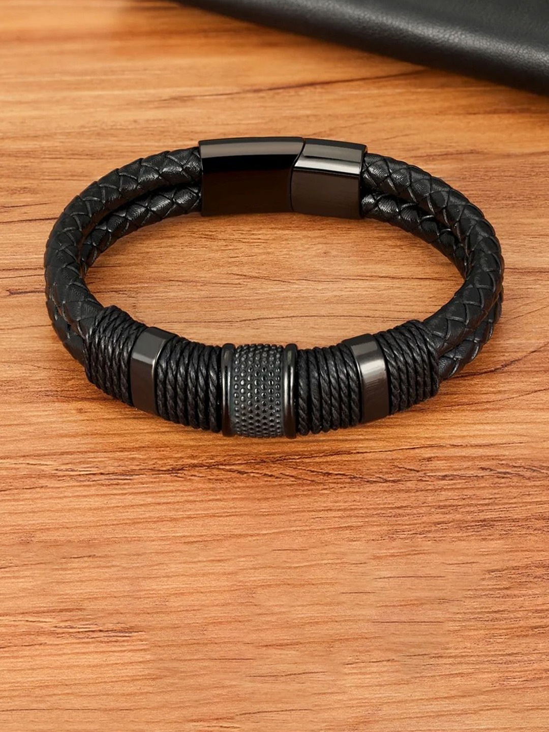 

MEENAZ Men Leather Oxidised Silver-Plated Multistrand Bracelet, Black