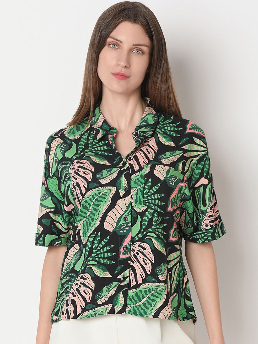 

Vero Moda Women Floral Opaque Printed Casual Shirt, Green