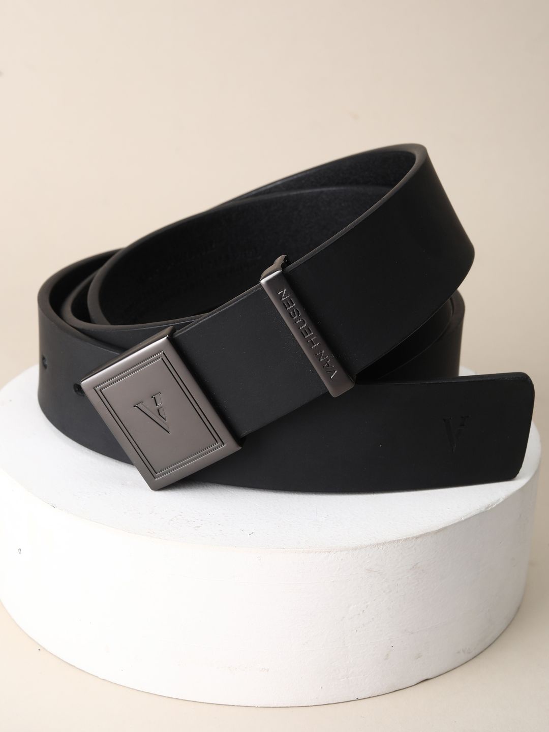 

Van Heusen Men Leather Formal Belt, Black