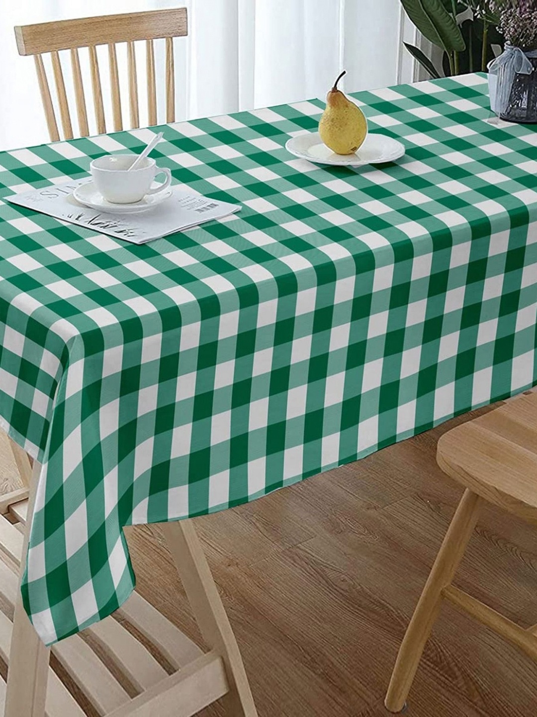 

Lushomes Green Geometric Printed Cotton 4-Seater Table Cover