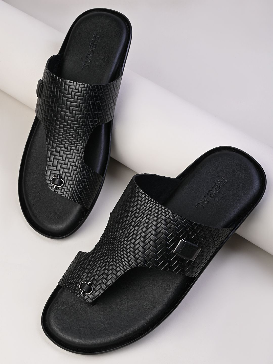 

Regal Men Leather Comfort Sandals, Black