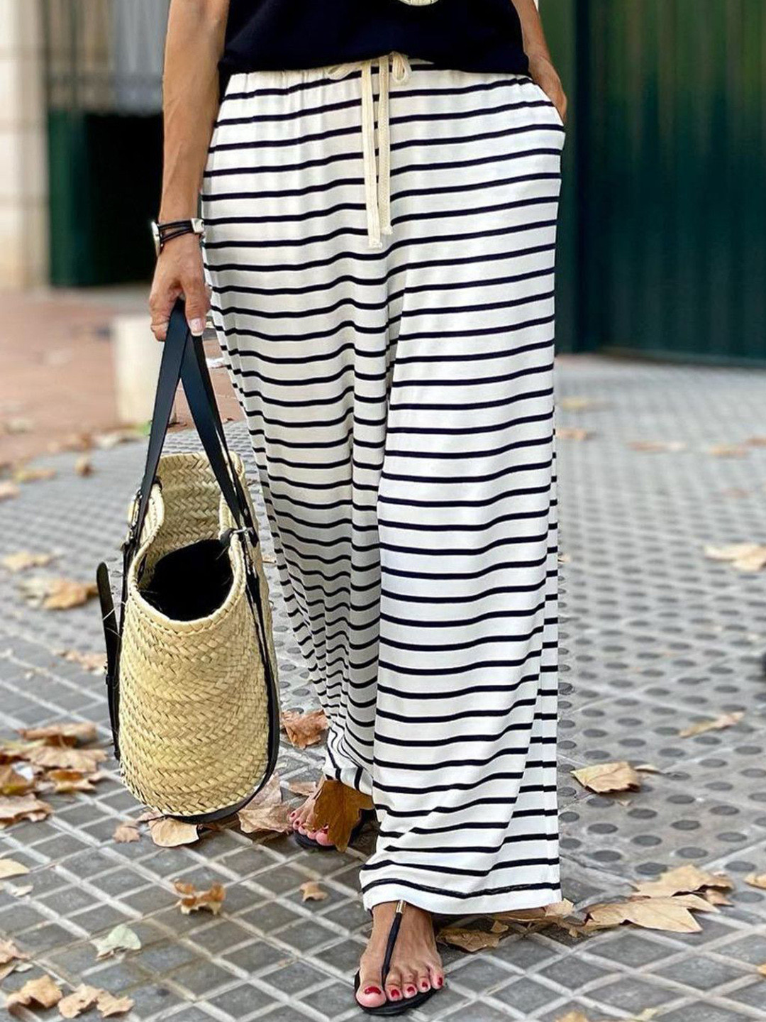 

StyleCast Women Striped Regular Fit Trousers, White