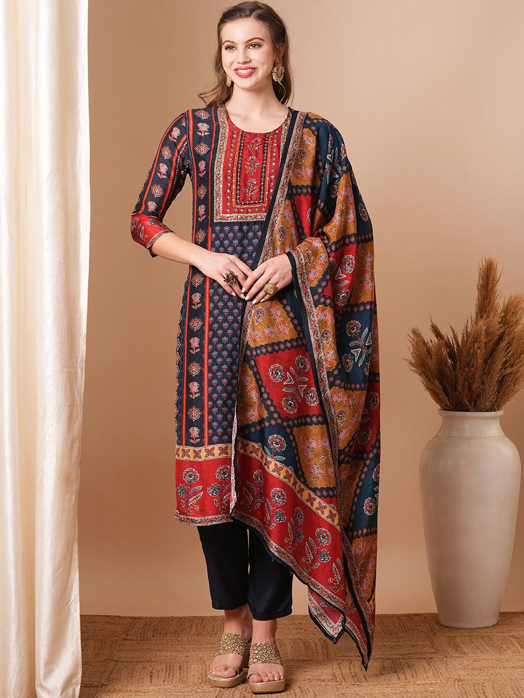 

FASHOR Women Floral Embroidered Sequinned Kurta With Trousers & Dupatta, Blue