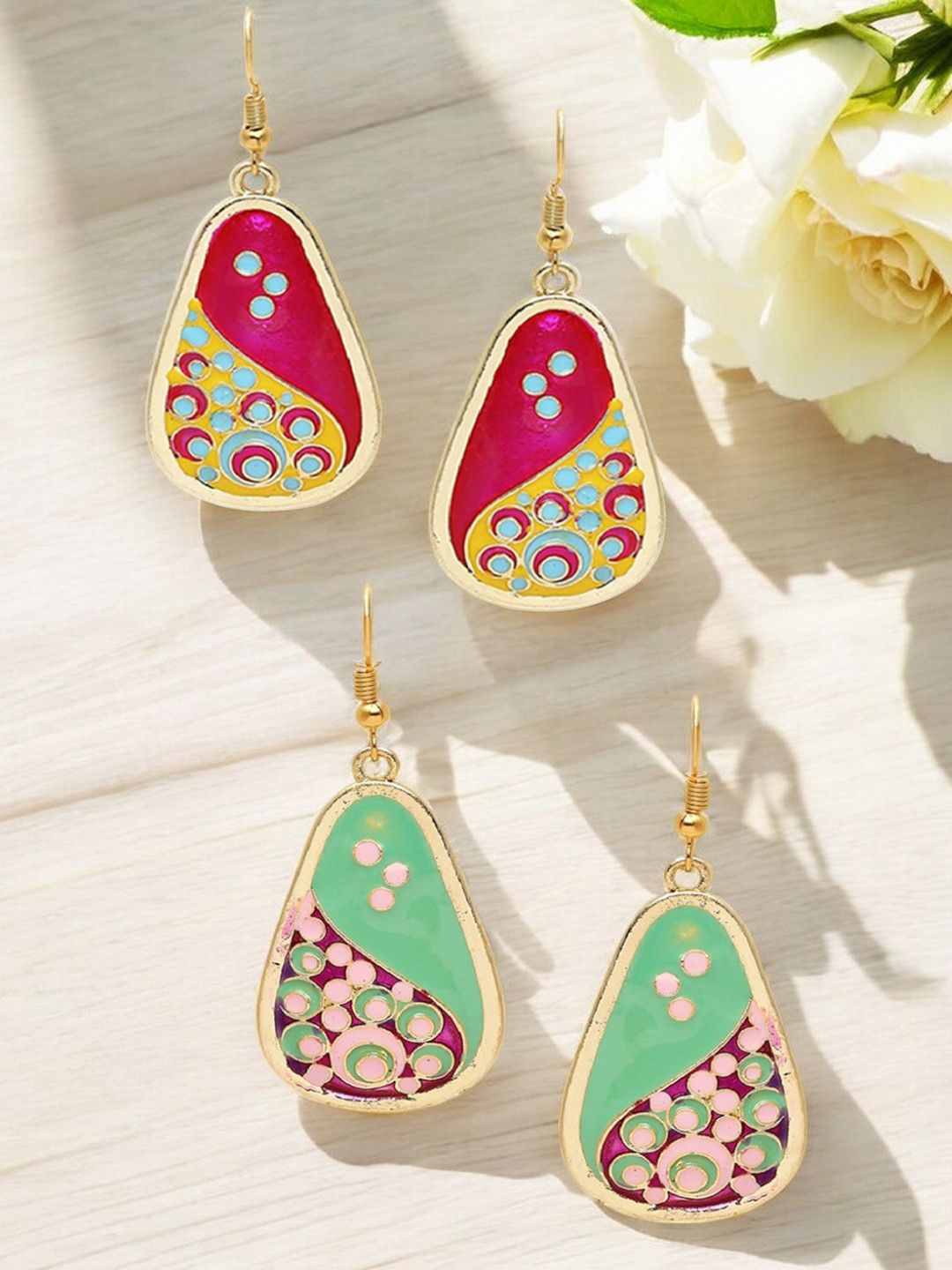 

OOMPH Peacock Shaped Drop Earrings, Pink